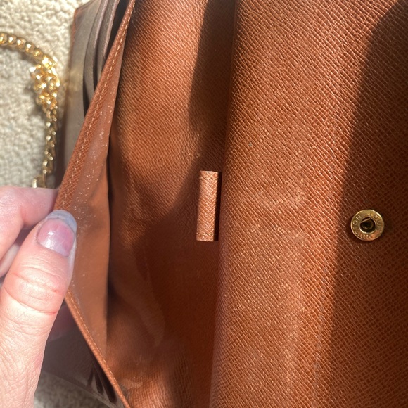 Louis Vuitton Classic monogram canvas International wallet on chain - Picture 10 of 11